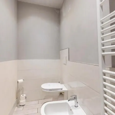 Loft 33 פיאצ'נצה