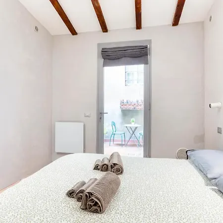 Loft 33 דירה