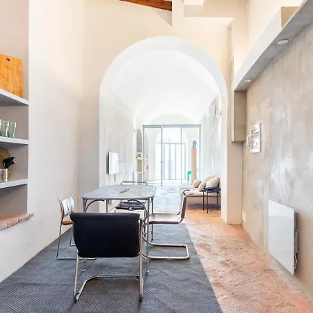 Loft 33 *